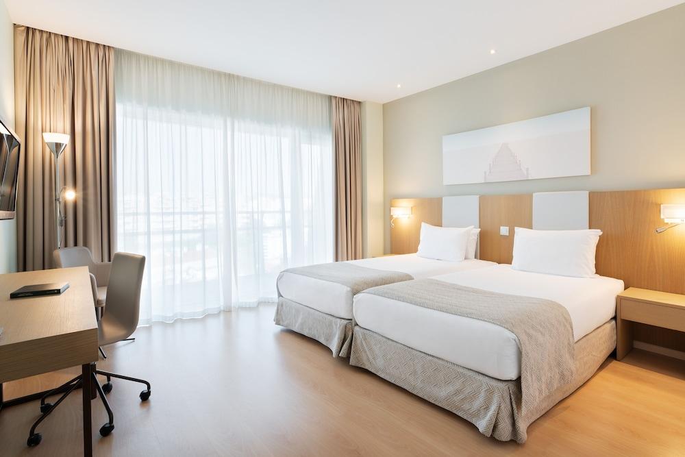 Eurostars Oasis Plaza Hotell Figueira da Foz Exteriör bild