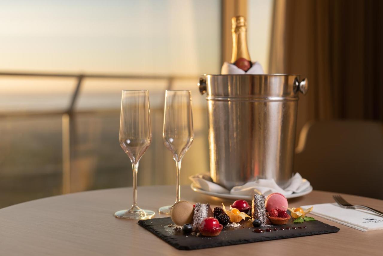 Eurostars Oasis Plaza Hotell Figueira da Foz Exteriör bild